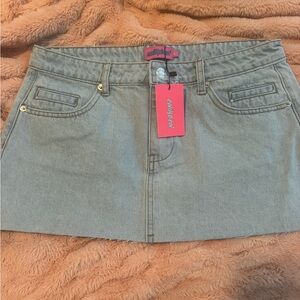 Edikted Sage Mini Denim Skirt